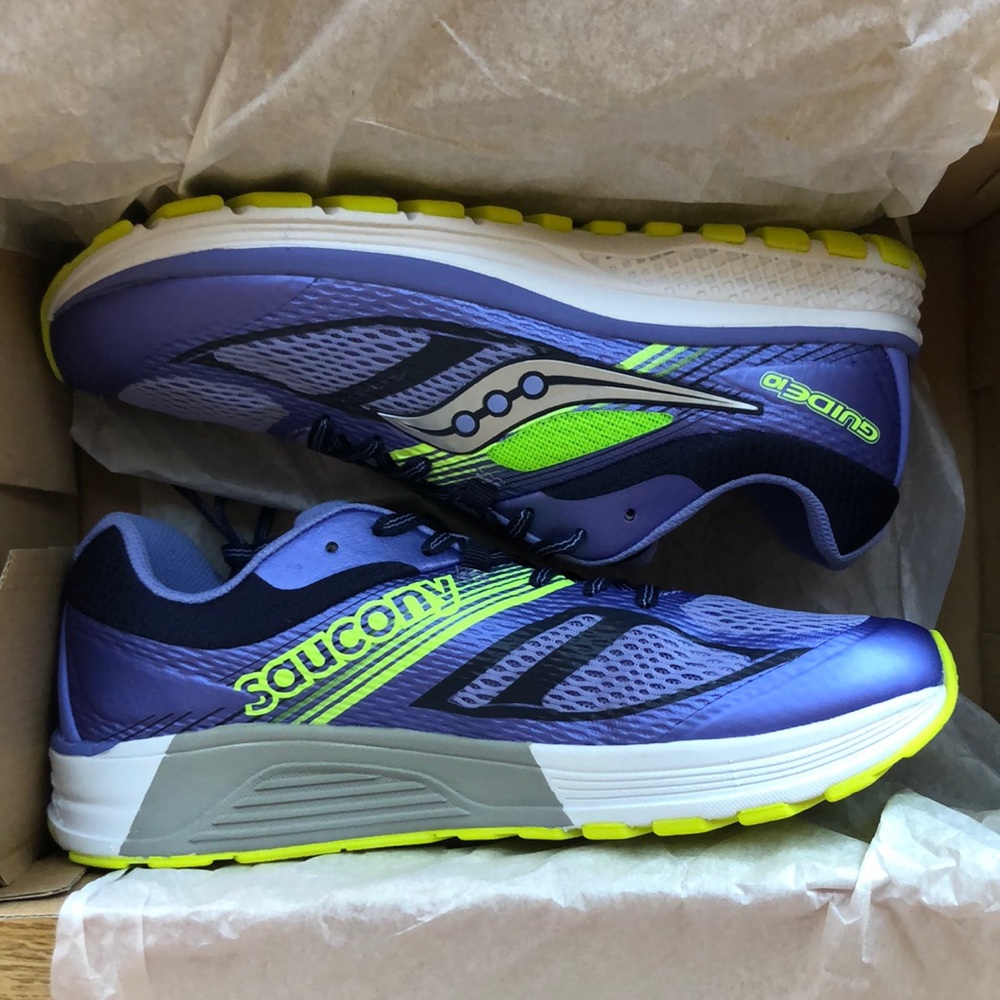Never Worn Saucony Guide 10 Sneaker